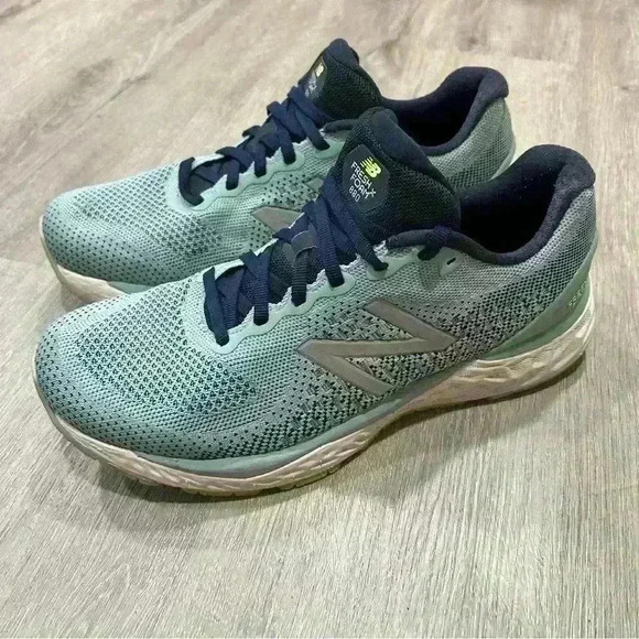 New Balance 880 Fresh Foam Blue Running Shoes - Picture 1 of 6
